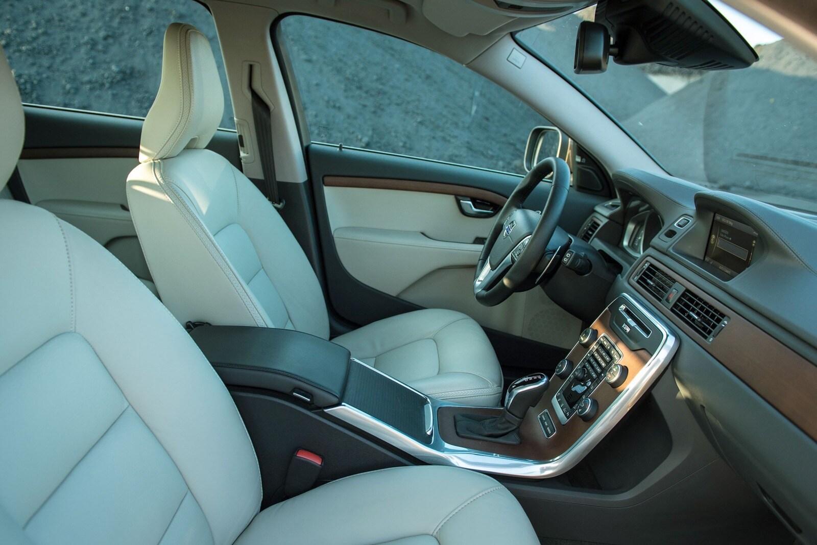 2016 Volvo XC70 interior I