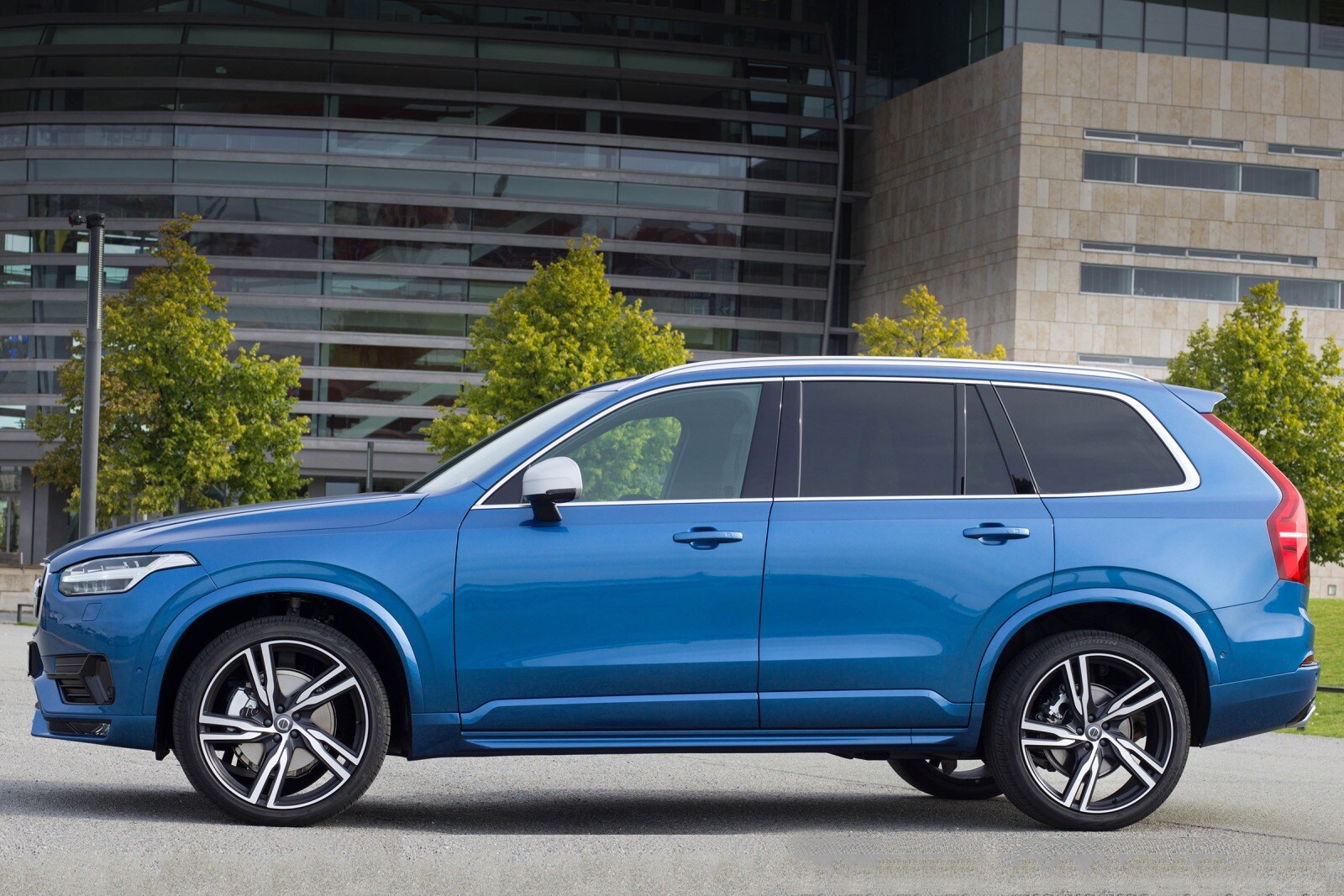 2016 Volvo Xc90 exterior FQ