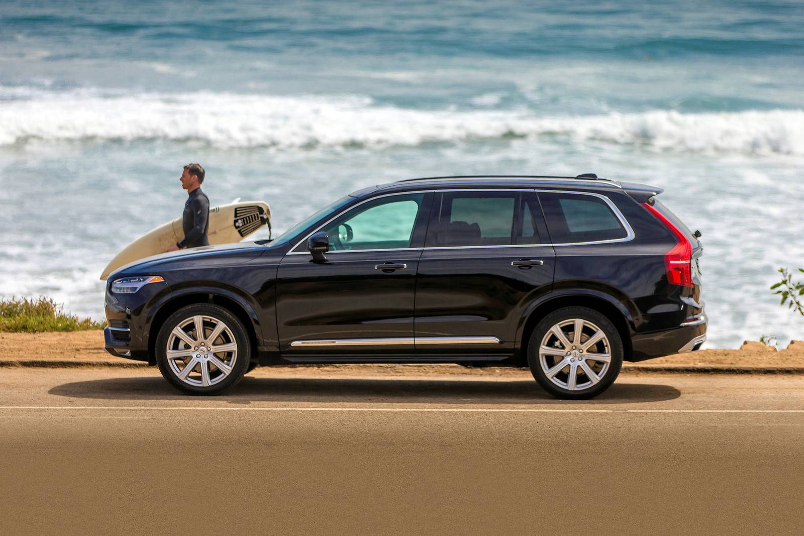 2018 Volvo Xc90 exterior LIFE1