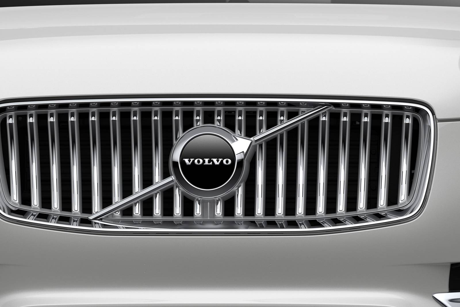 2020 Volvo XC90 front safety FBDG