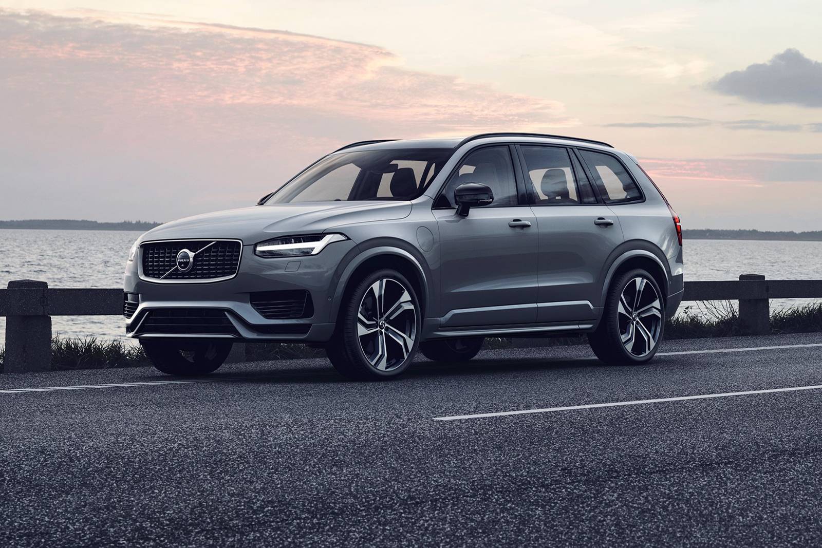 2020 Volvo Xc90 exterior FQ