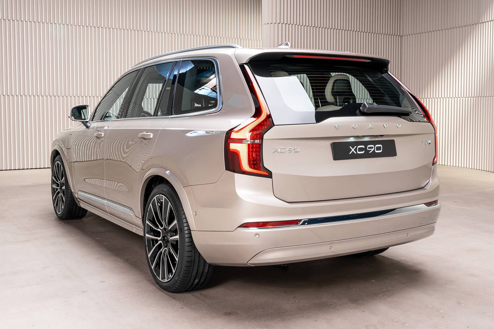 2025 Volvo XC90